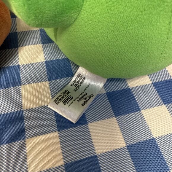 Five Nights at Freddy's Tie-Dye Chica Plush 7 inches Funko FNAF Stuffed Animal - Picture 11 of 16